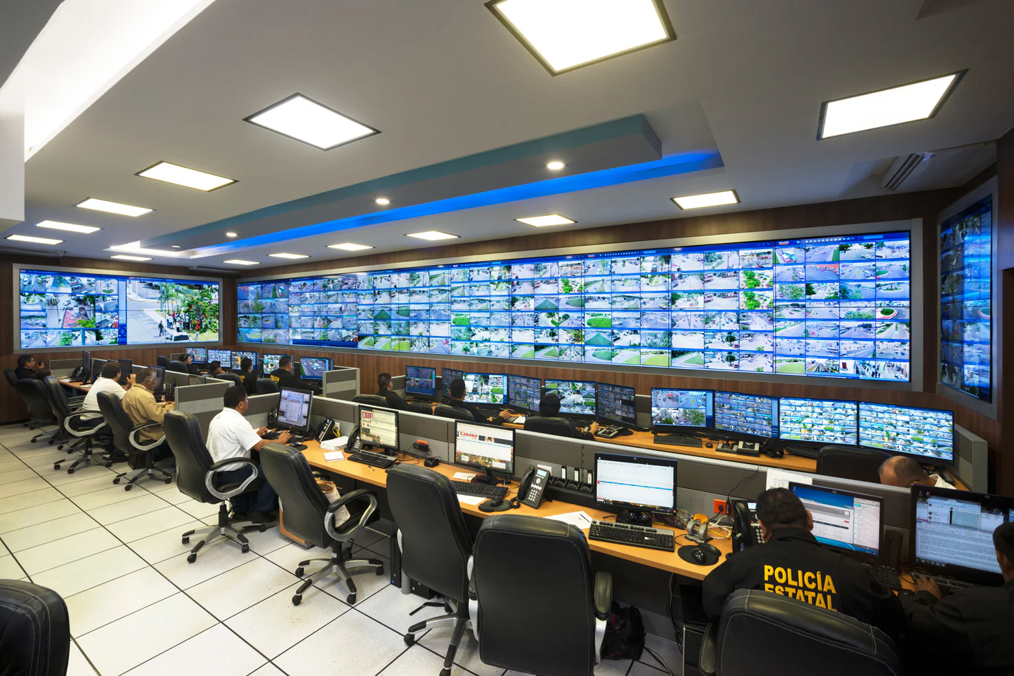 Operador de Centro de Control y CCTV